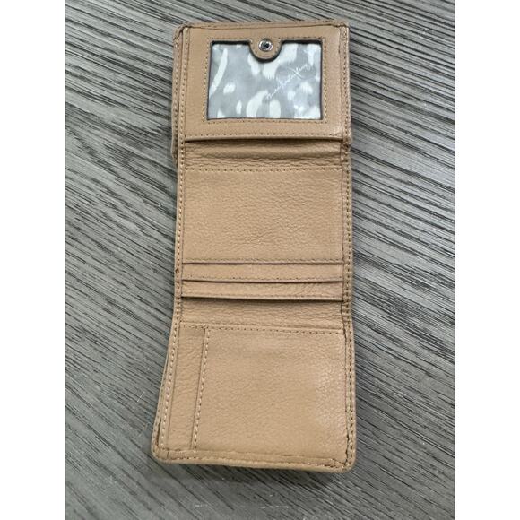 AIMEE KESTENBERG Tan Leather Ashley Pouch Card Tri Fold Wallet w/ Key Chain Clip - Picture 3 of 5